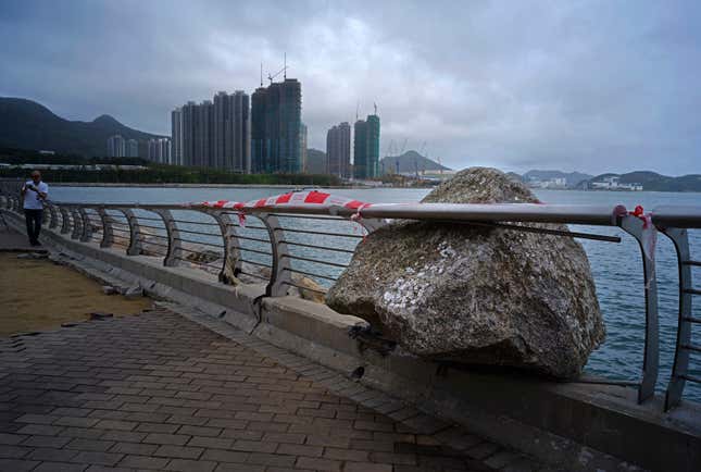 Image for article titled Photos: Super Typhoon Mangkhut mangles all in its path