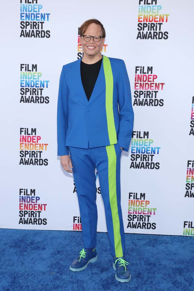 Image for article titled Independent Spirit Awards 2023: Sequins, Feathers, and Lace Rule the Blue Carpet