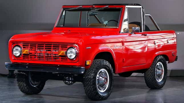 A photo of Sydney Sweeney's finished Ford Bronco.