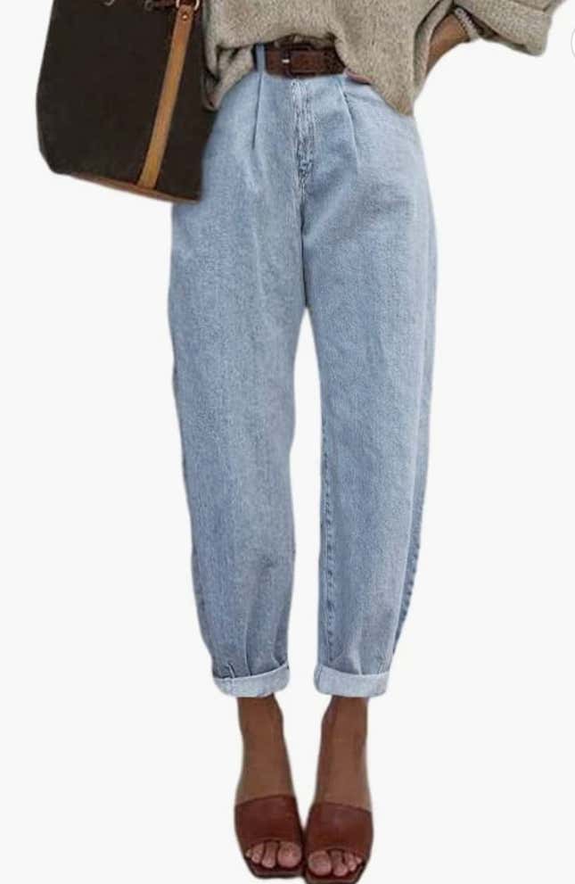 Image for article titled Spring 2023 Wardrobe Basics You Can Grab on Amazon