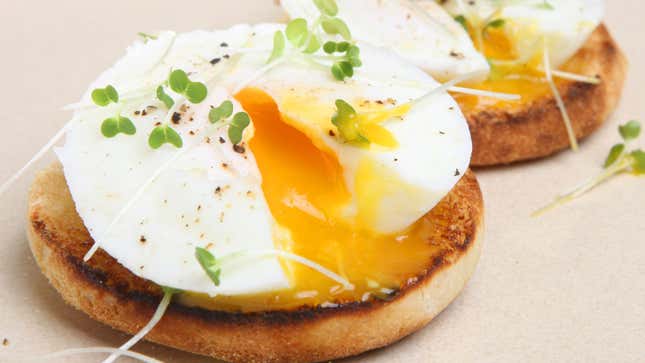 Image for article titled You Can Poach a Dozen Eggs at Once in a Muffin Tin