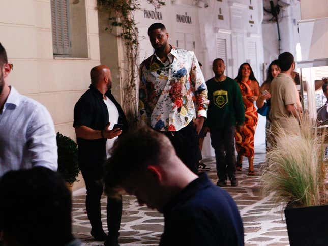 Image for article titled Tristan Thompson Spotted With Woman Who Isn&#39;t Khloe Kardashian In Greece