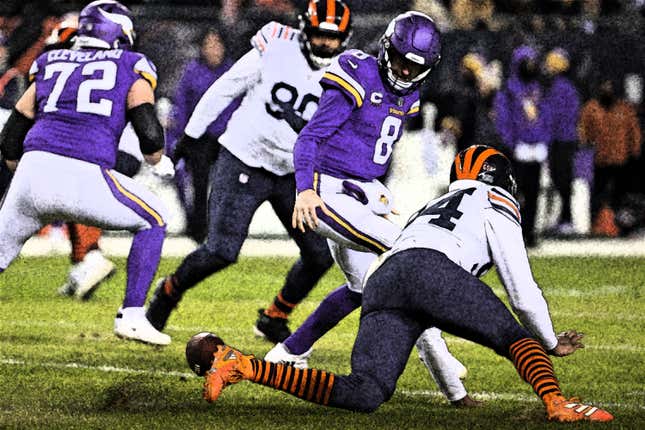 The Vikings beat the Bears in a game of total incompetence and folly.