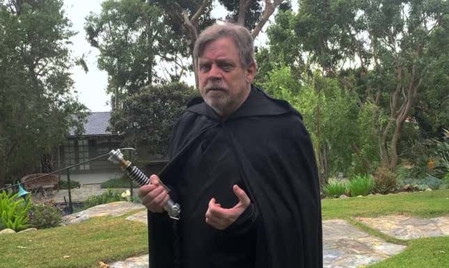 Image for article titled 11 Luke Skywalker Facts Revealed During Mandalorian Season 2&#39;s Finale Documentary