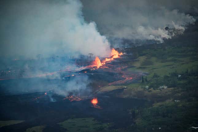 Hawaii's Kilauea volcano: Aerial photos show lava's slow-motion ...