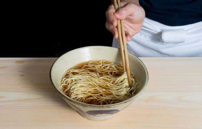 Image for article titled How to put together your first bowl of ramen, step by step