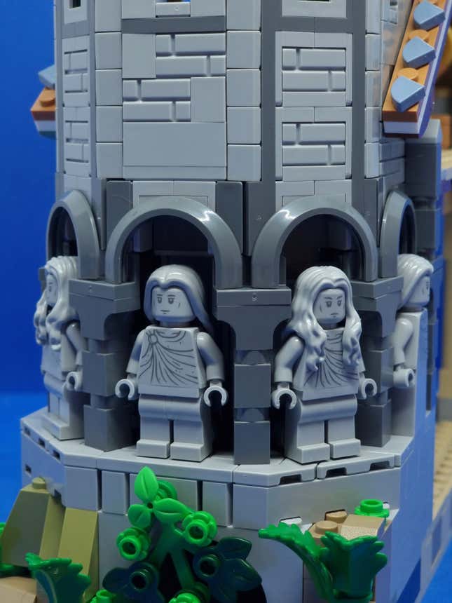 Image for article titled Lego's Huge Rivendell Set Is as Epic a Feat as the Lord of the Rings Movies