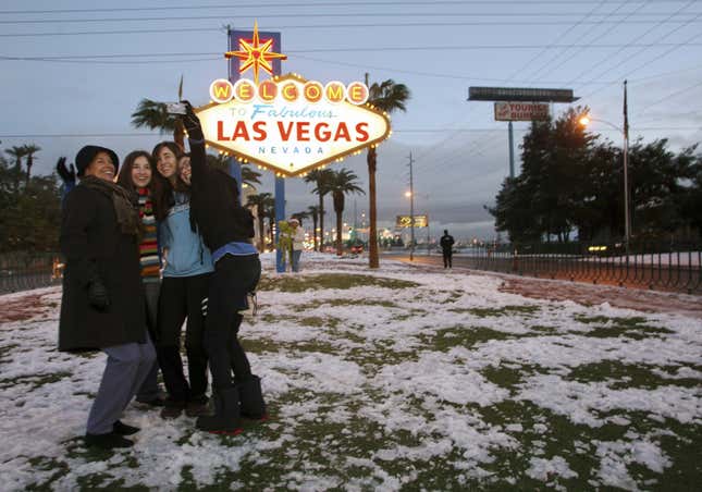 Image for article titled Two legends who designed Las Vegas’s iconic neon landscape died on the same day