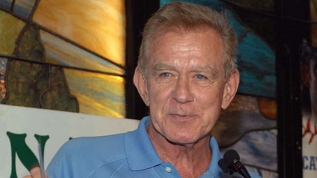 Image for article titled Tim McCarver Delivers Incoherent, Unintelligible Retirement Announcement
