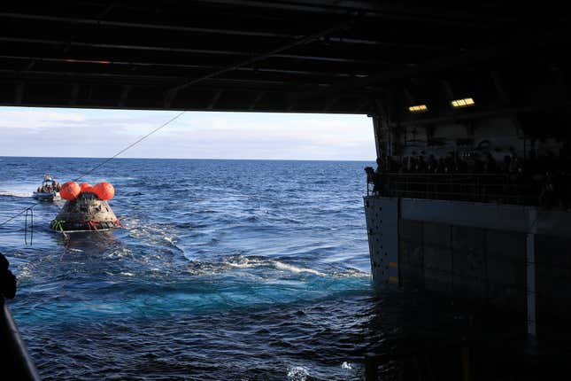 Image for article titled See the Best Images from the Thrilling Artemis 1 Splashdown