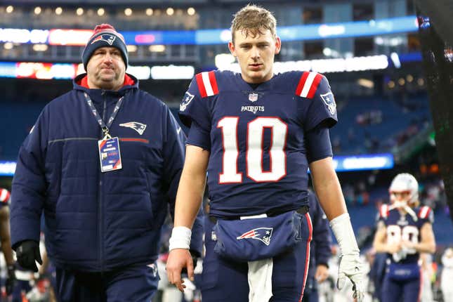 Image for article titled 2021 Rookie Quarterback Rankings: Have the Texans found their new quarterback?