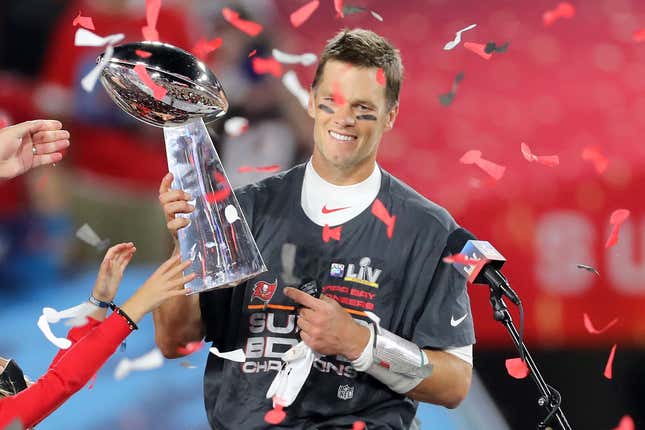 Image for article titled Who are Tom Brady’s peers in other sports?