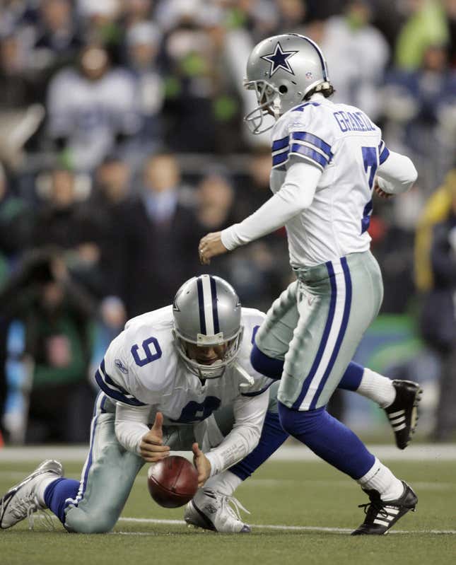 Image for article titled Wide Right: The biggest missed kicks in NFL playoff history