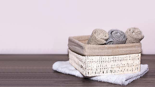 Image for article titled How to Fold Towels Like You&#39;re at the Goddamn Spa
