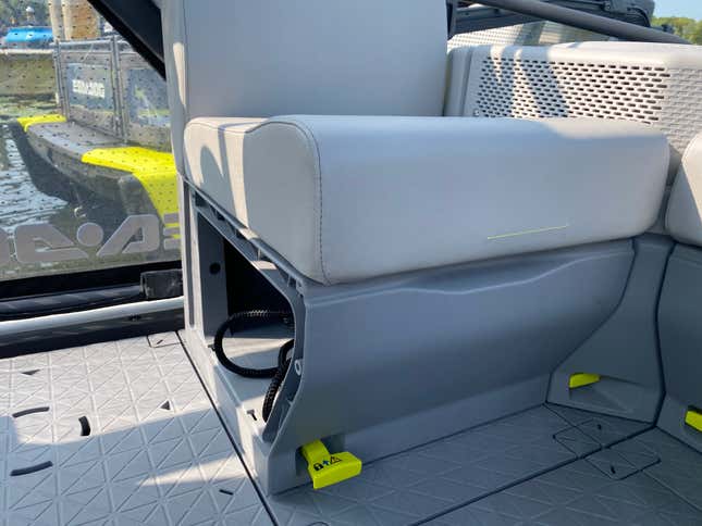Image for article titled Every Vehicle Should Be Built Like The Weird Sea-Doo Switch
