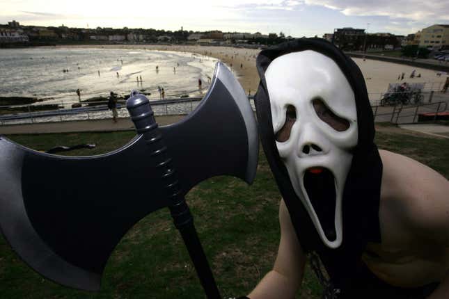 Image for article titled The Worst Thing About Halloween Is That Damn &#39;Scream&#39; Mask