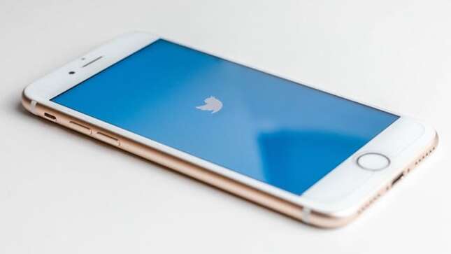 Twitter le mostraba menos publicidad a las personas que consideraba “populares”