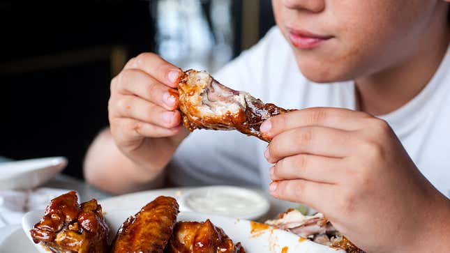 Image for article titled ‘Eat The Flesh, Suck The Bones,’ Only Thing Everyone In Buffalo Wild Wings Thinking