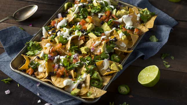 Image for article titled Pile Your Thanksgiving Leftovers on Nachos