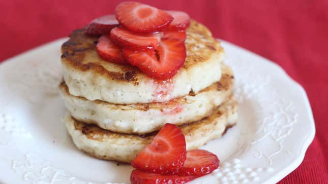 Image for article titled Tweak Your Pancake Mix for a Better Brunch at Home