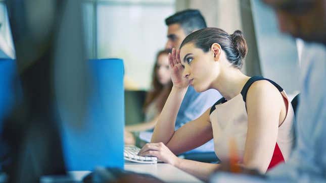 Image for article titled Study Finds Humans’ Greatest Swing In Mood Occurs Between Leaving Office For Lunch, Returning Afterwards