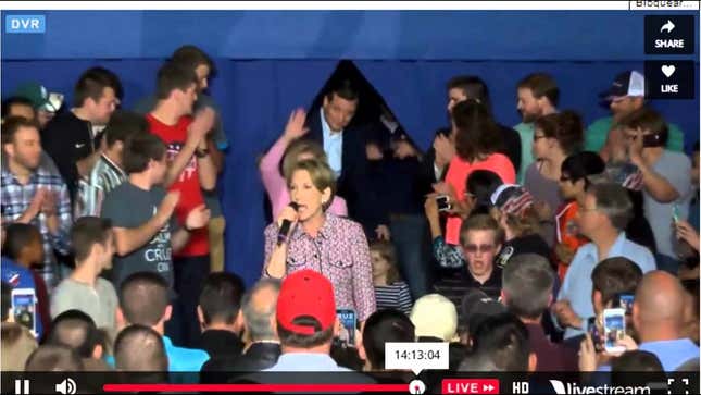 Here's Ted Cruz Pretending He Doesn't See Carly Fiorina Fall Off a Stage