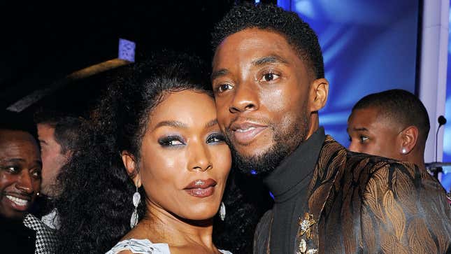 Image for article titled Angela Bassett Recalls Her Chance Meeting With Chadwick Boseman Years Before Black Panther
