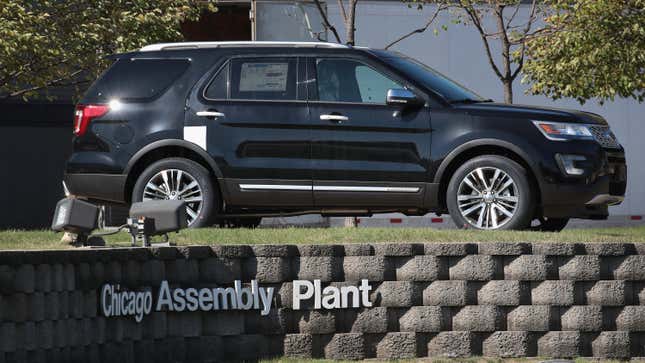 Image for article titled 1.2 Million Ford Explorers Recalled Due to Suspension Fracturing