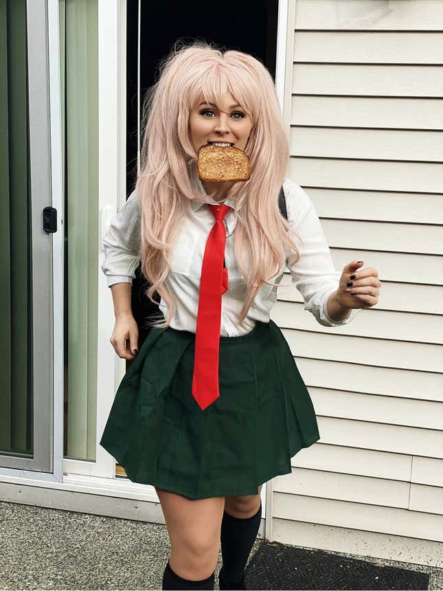 Image for article titled Welcome To BreadCon, Where Everyone Is An Anime Character Who Is Late For School
