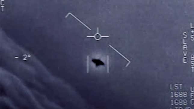 Image for article titled What To Know About The Recent ‘UFO’ Sightings