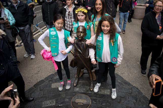 Image for article titled The Girl Scouts Are in a Recruitment War with the Boy Scouts