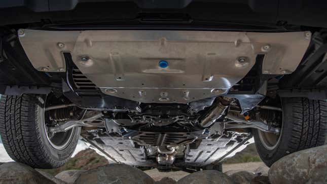 Image for article titled The Subaru Outback Wilderness Has A 700 Pound-Rated Roof Rack And Better Breakover Than A Jeep Wrangler