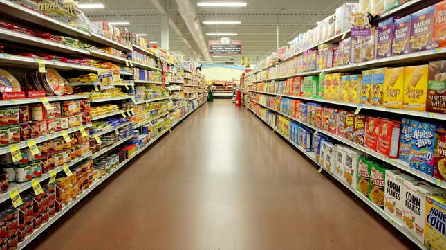 Image for article titled Shoppers are ditching their primary grocery stores during the pandemic