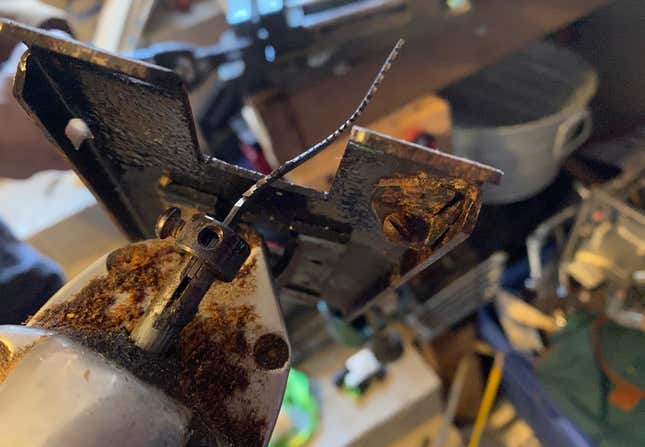 Image for article titled Replacing The Vent Window In My Pao Was A Good Reminder That Rust Hates Us All