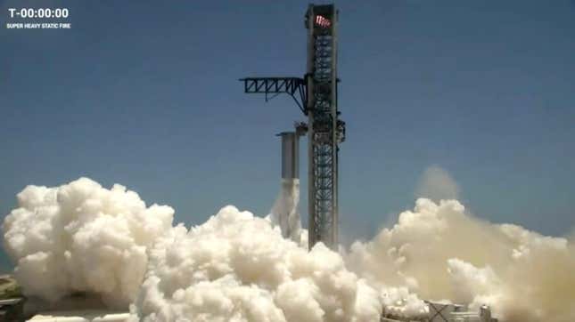 El Booster 9 de SpaceX enciende sus 33 motores Raptor