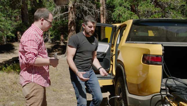 Image for article titled Your Guide To The 2022 Rivian R1T Electric Pickup's Incredible Gadgets