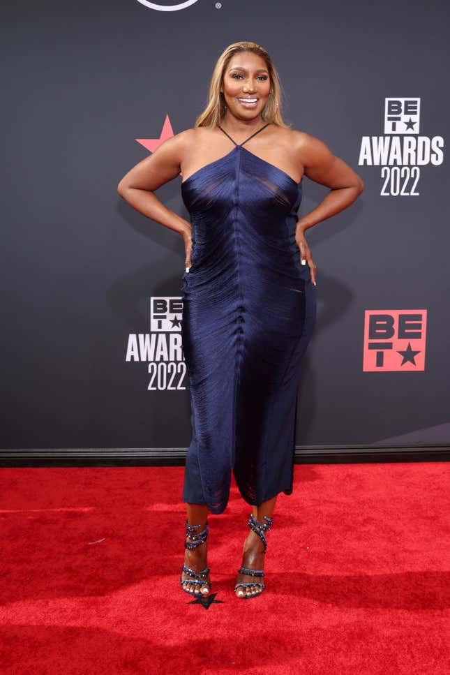 Image for article titled BET Awards 2022: Red Carpet Looks