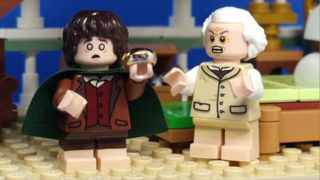 Image for article titled Lego's Huge Rivendell Set Is as Epic a Feat as the Lord of the Rings Movies