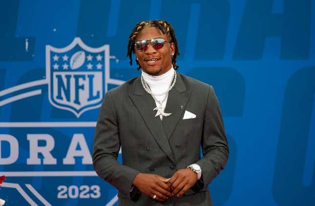 Apr 27, 2023; Kansas City, MO, USA; Florida quarterback Anthony Richardson walks the NFL Draft Red Carpet before the first round of the 2023 NFL Draft at Union Station.
