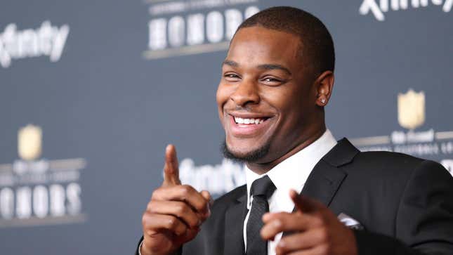 Le'Veon Bell says he is shifting his focus to boxing, won't play