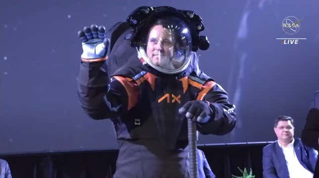 Image for article titled Newly Unveiled Artemis Moon Suit Is a Giant Leap for NASA