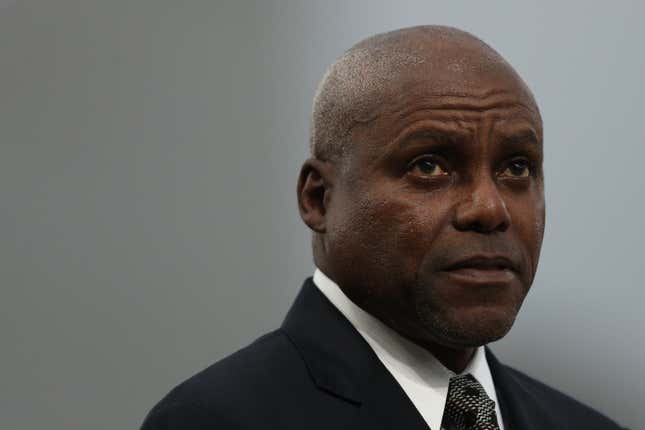 Image for article titled Carl Lewis Blasts U.S. Men&#39;s Relay Team After &#39;Completely Unacceptable&#39; 6th Place Finish: &#39;It Was a Total Embarrassment&#39;