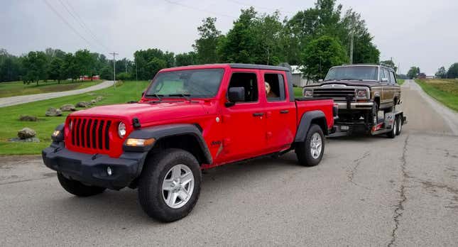Image for article titled What It Was Like Towing a Free Jeep Grand Wagoneer With the 2020 Jeep Gladiator