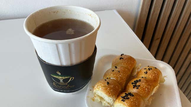 Yemeni coffee and pastries