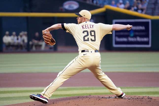 May 5, 2023; Phoenix, Arizona, USA; Arizona Diamondbacks starting pitcher Merrill Kelly (29) pitches against the Washington Nationals during the first inning at Chase Field.