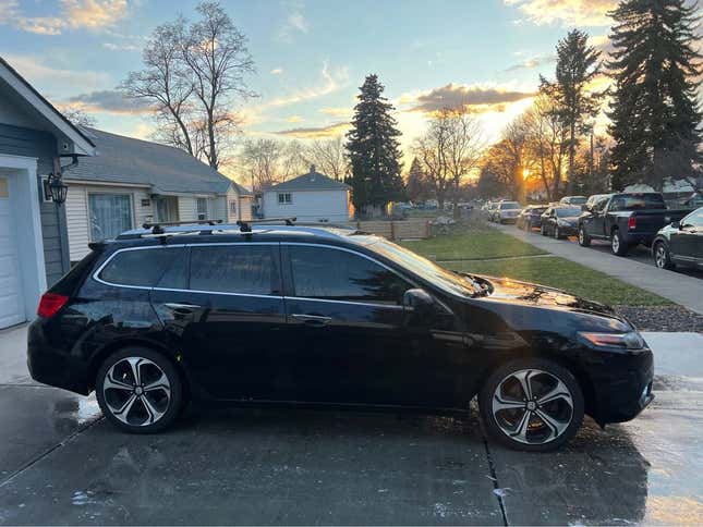 Image for article titled At $10,000, Is This 2012 Acura TSX Wagon Accurately Priced?