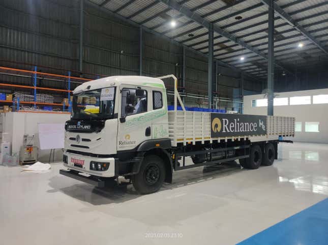 Image for article titled Reliance’s new truck adds muscle to India’s hydrogen vehicles plan
