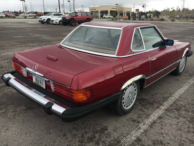 Image for article titled At $11,500, Is This LT1-Powered 1982 Mercedes 380SL Truly the Best of Both Worlds?