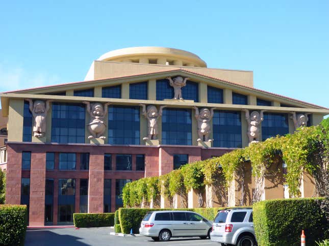seven dwarfs in pediment