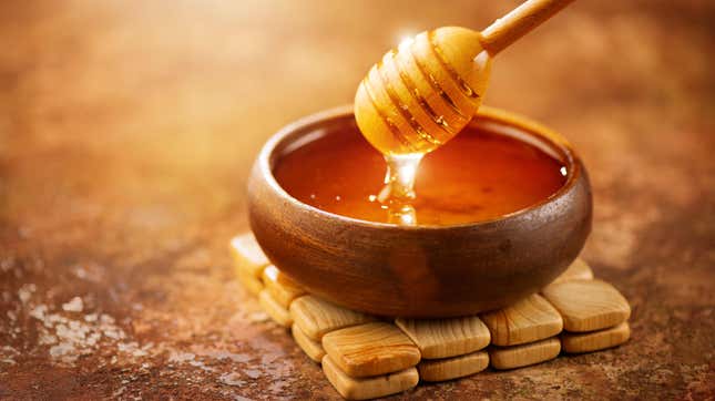 Image for article titled The Most Clever Ways to Use Honey (Besides Eating It)
